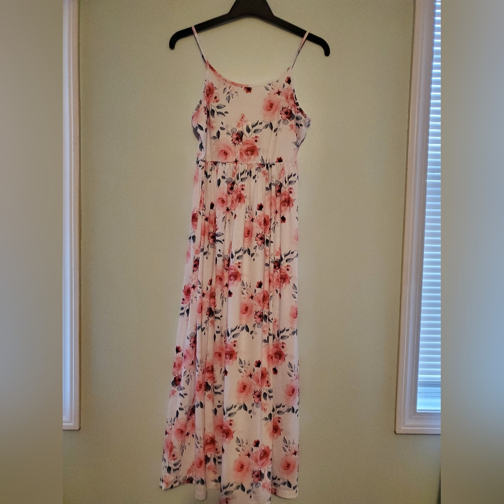 NWT floral Maxi Dress